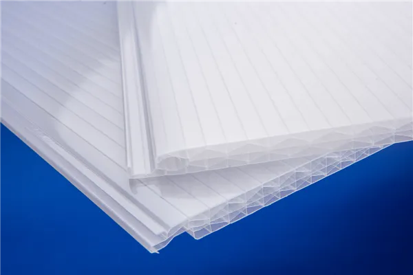 Polykarbonátová deska LanitPlast Marlon CklickLoc tl.16mm / 0,5 x 3 m opál