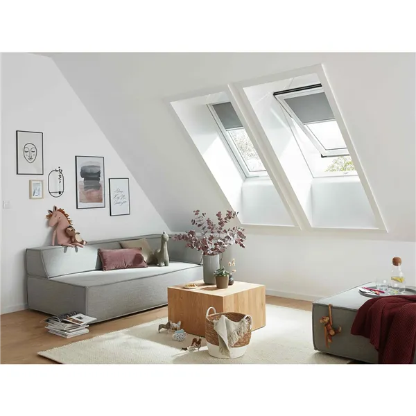 Střešní okno Roto Designo R79C K200 / 65 x 98 cm